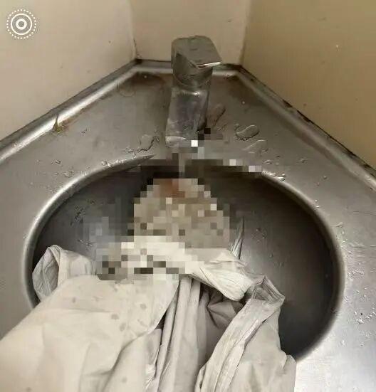 谁说公共交通工具就得给准备好卫生巾？难道女性不应该在自己的包内常备卫生巾吗 