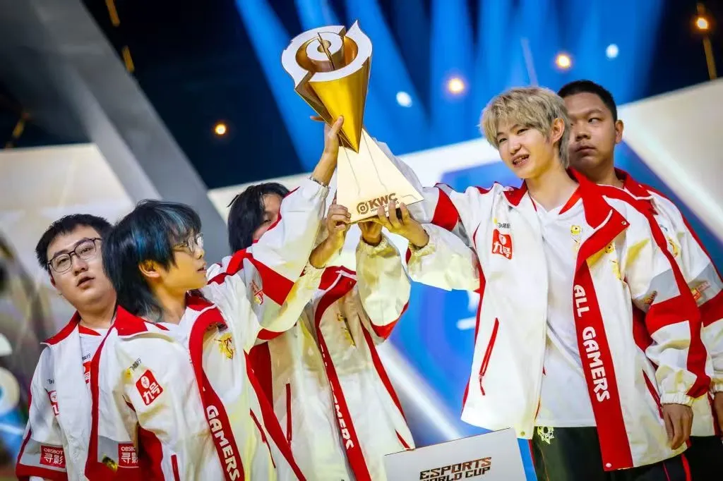 腾讯电竞官方发文: 超级大满贯新章, AG完成史无前例五连冠