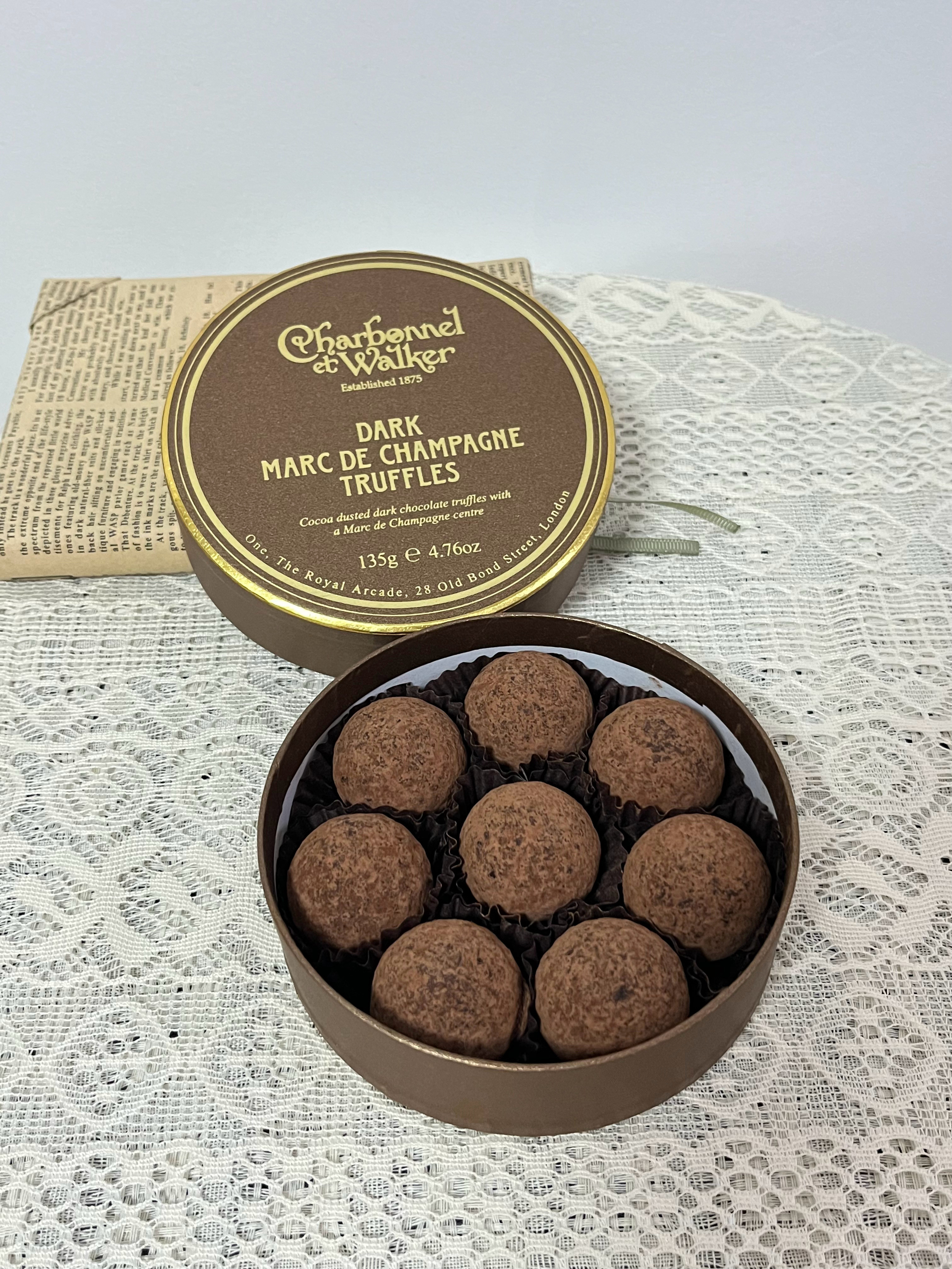 CharbonneletWalker🍫第一个想到把香槟融入巧克力的简直是天