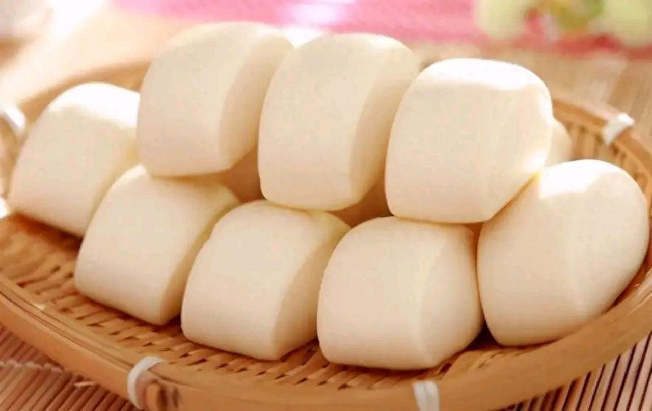 医生再次提醒：过了60岁，宁愿喝粥吃馒头，也不要随便吃这些食物 人过60岁，