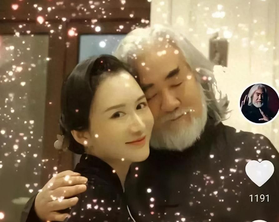 到底是谁羡慕张纪中的小娇妻杜星霖？难道嫁给了一位“多财多亿”、满头花白的老大爷，