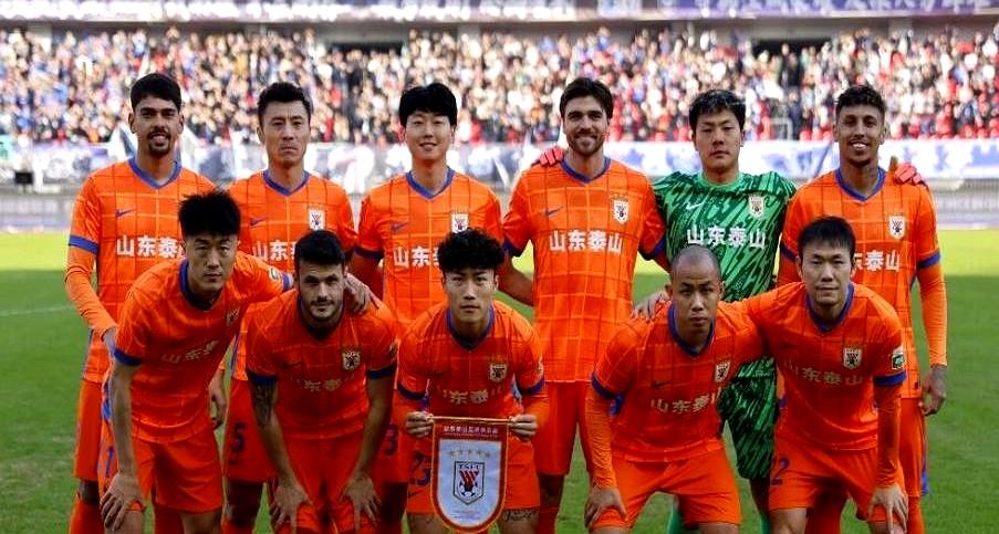 山东泰山什么时候会开始向联赛冠军发起冲击呢？泰山队现在就踏实地关起门来练