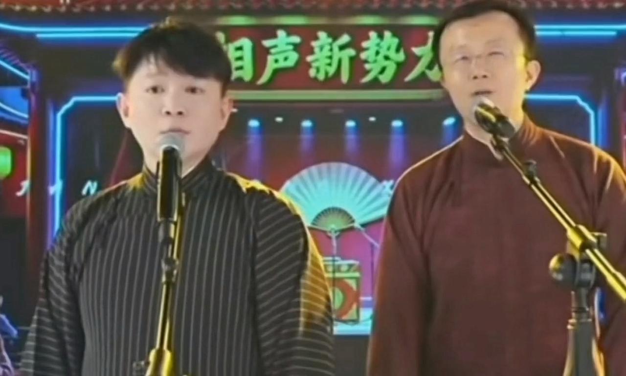 近日，著名相声演员卢鑫在直播的时候喊话前师父郑宏伟，卢鑫直言道：你可以不尊重我，