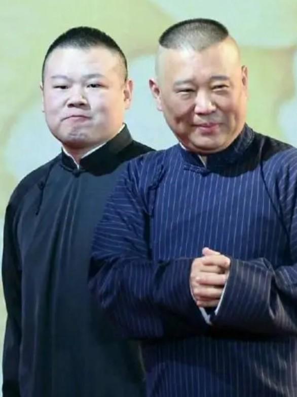 曹云金越来越理解郭德纲的不容易了！昨天曹云金直播时表示：我现在想睡觉，但是我不敢