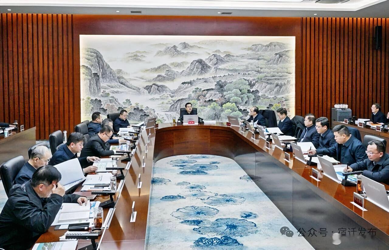 12月12日上午，市委副书记、市长刘浩主持召开市城乡规划建设委员会（国土空间规划