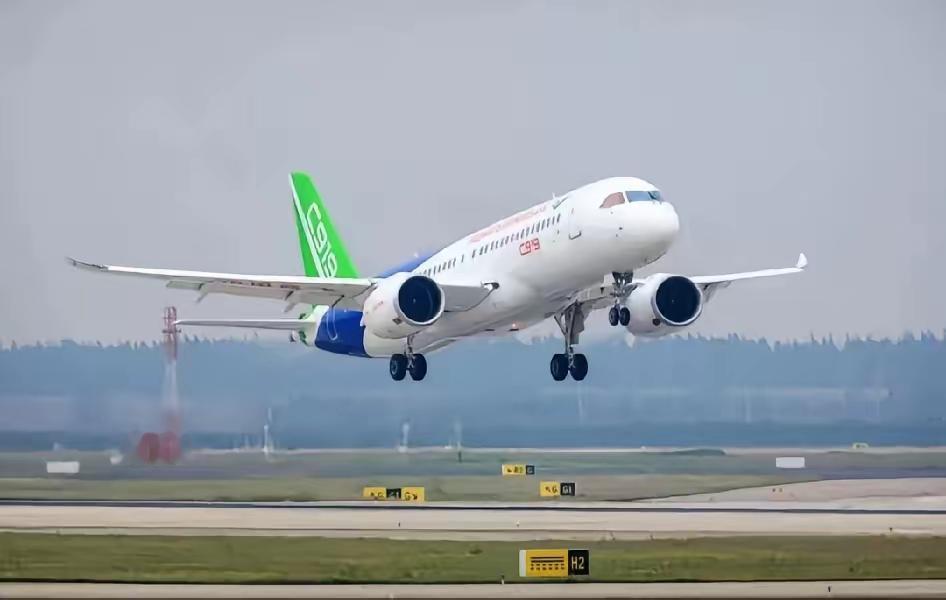 一飞冲天！C919首闯国际​​2026年7月18日新华社官宣重磅喜讯！8月12