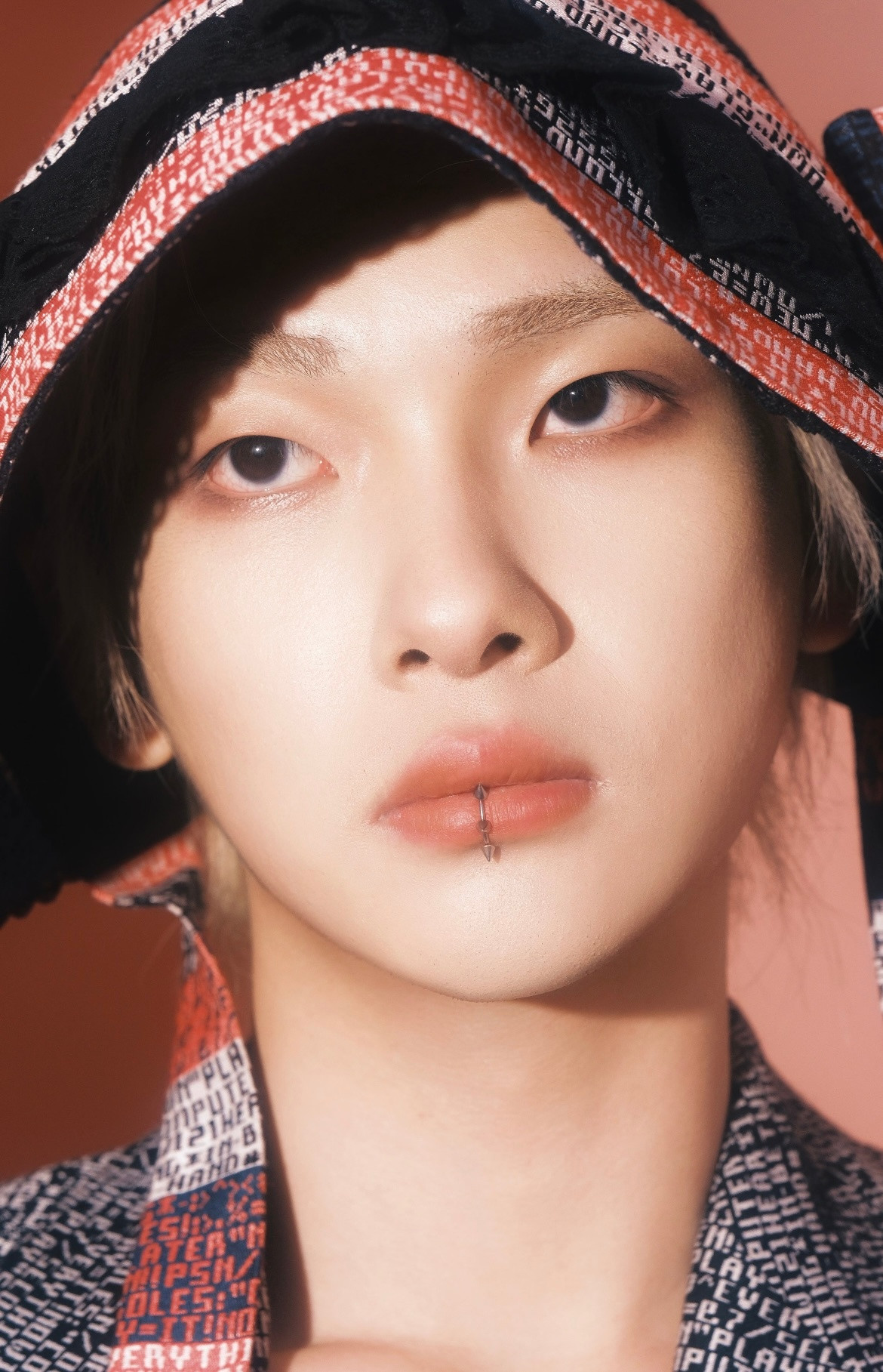 压力大可以看看周震南的毛衣哎我也想像周震南一样在云南旅游景色真的太美了！