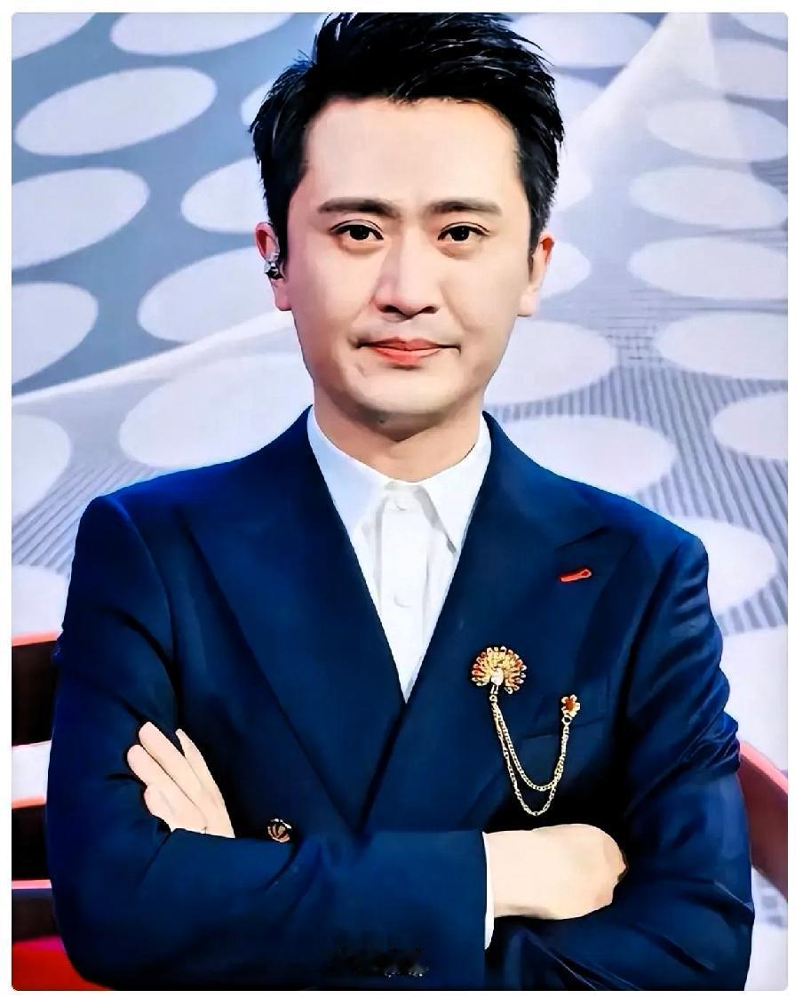 有件事情，我一直不敢说！我发现杨帆有一个很严重的问题，那就是他把苦全咽进了肚