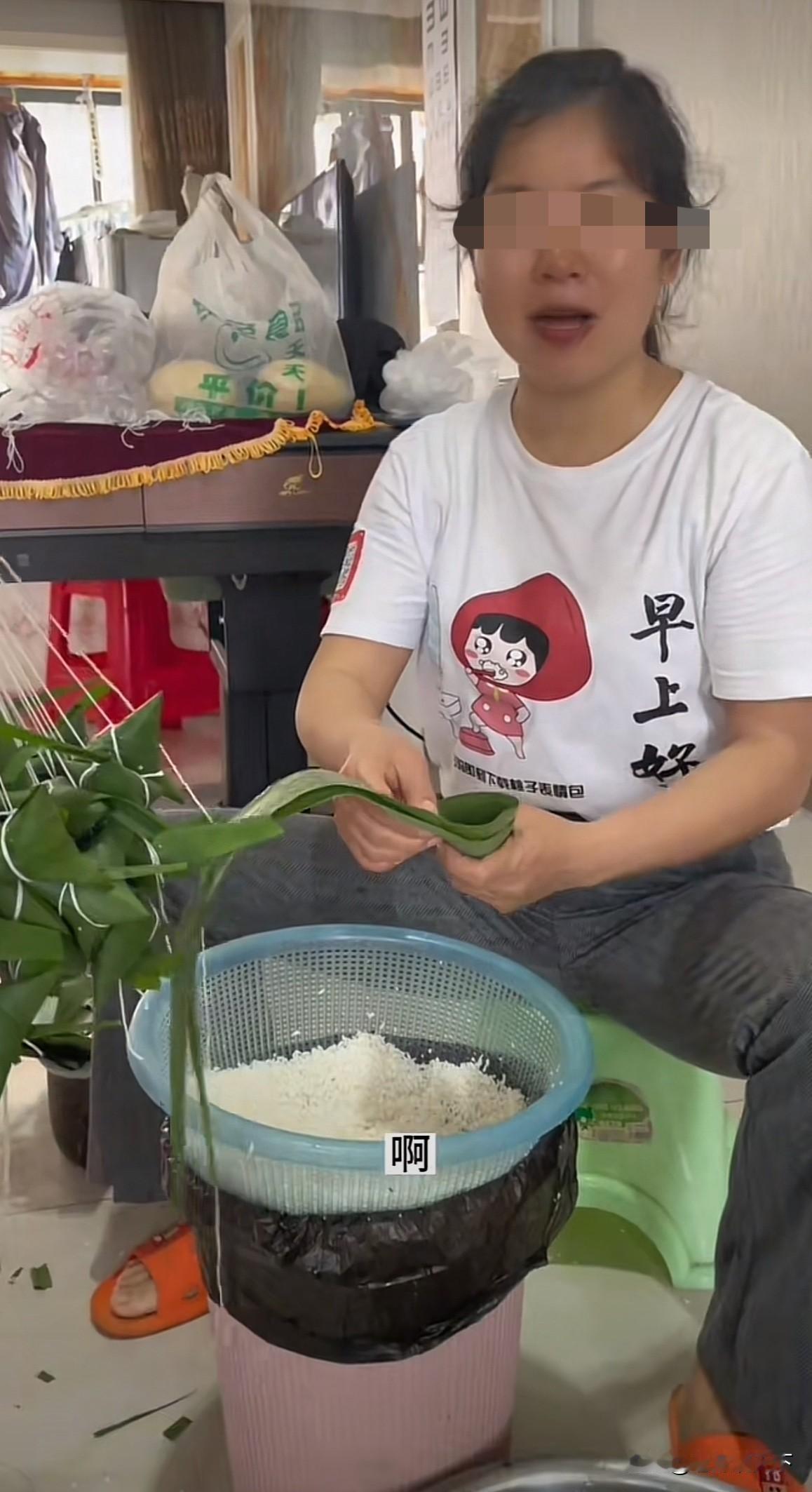 大家发现一个怪现象没有？今年的端午节有点反常，那就是糯米卖不动了。以前，每年