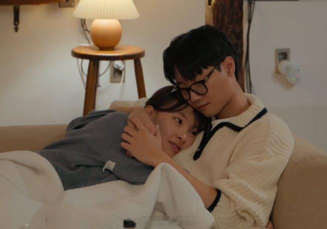 母胎单身恋爱大作战女5男4分手通过Netflix恋爱真人秀《母胎单身恋爱大作