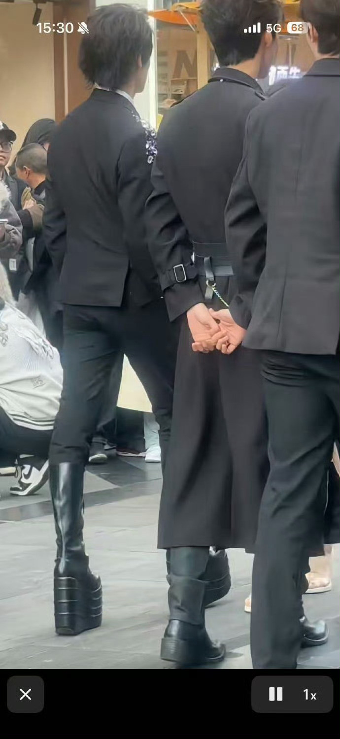 去缅甸被挑脚筋，挑了半天发现是鞋底