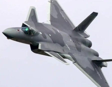 中国给巴基斯坦卖J-35A，印度急眼了！中国和巴基斯坦谈J-35A隐身战机买