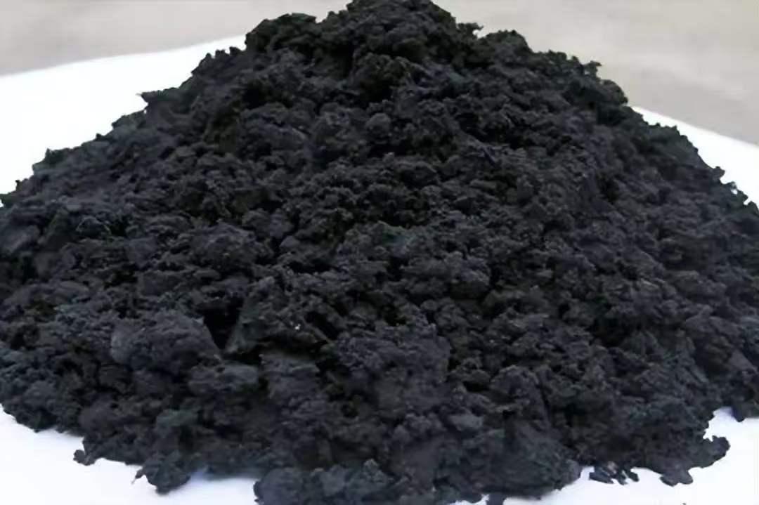 石墨没那么神，美国又不敢真卡，背后到底卡在哪儿了。最近白宫把石墨关税豁免延到