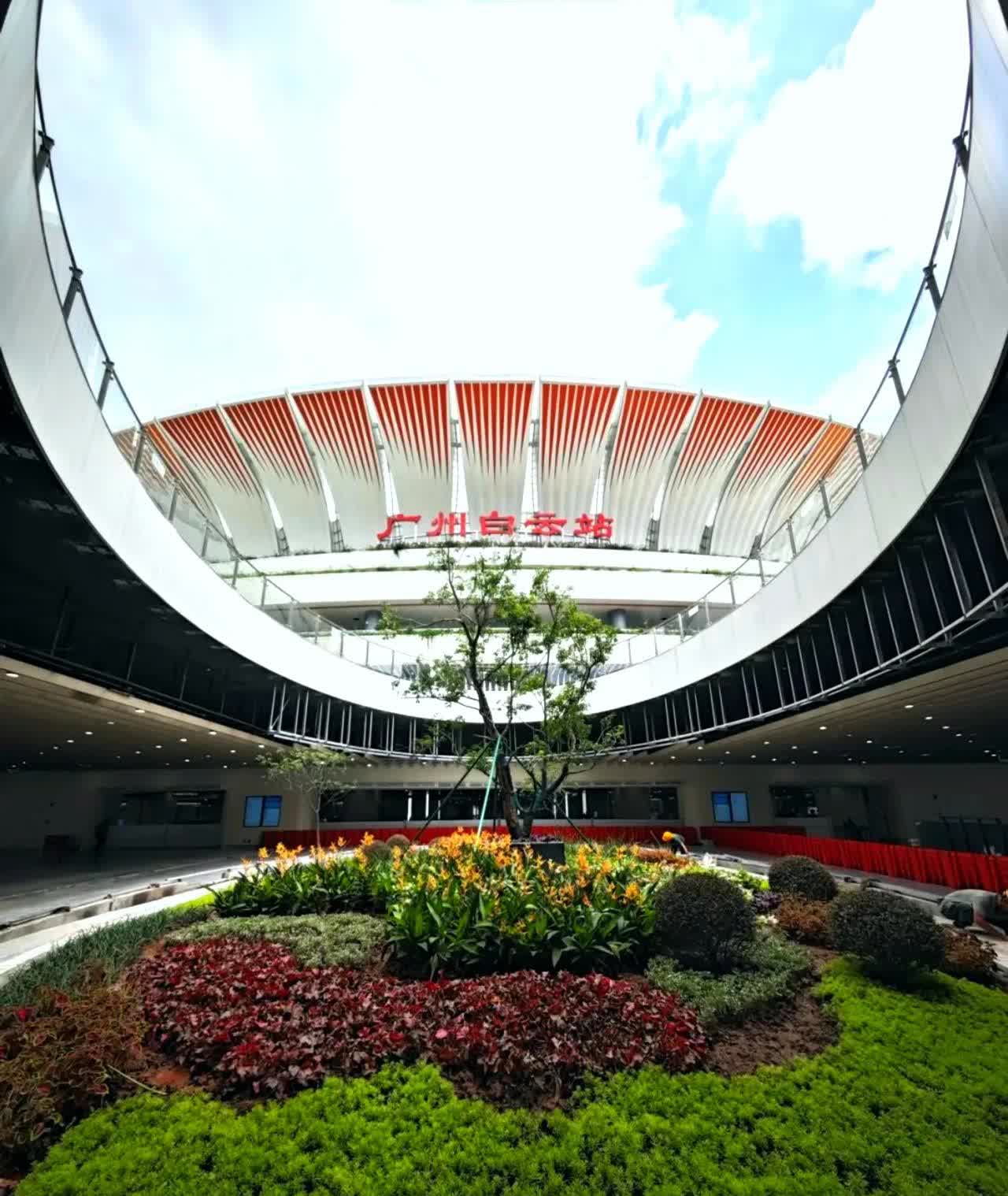 7月1日后，白云站将引入更多普铁，未来火车站和东站将迁出更多普列，白云站客流有保
