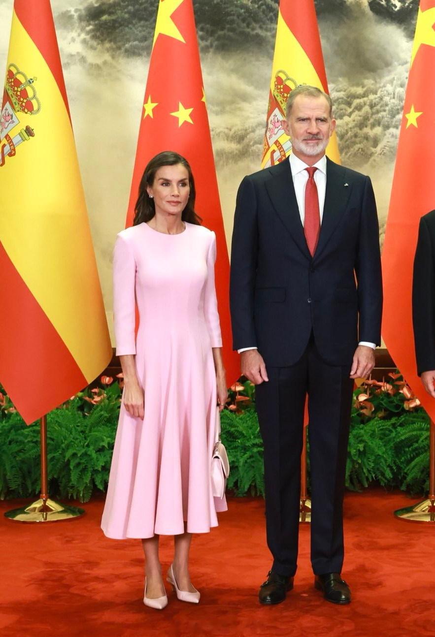 11.12西班牙国事访问我国，日间其他活动