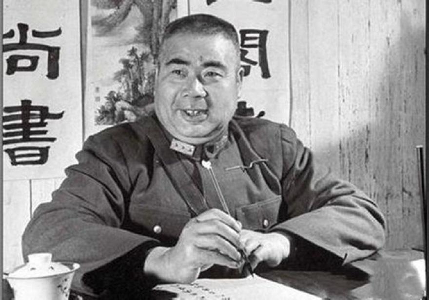 冯玉祥为何要烧少林寺？1928年，冯玉祥带兵火烧少林，屠杀武僧，大火烧了40天，