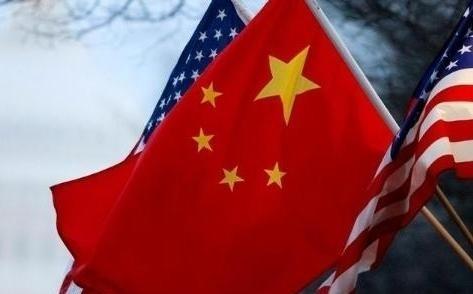 为何东方大国选择不再出手帮扶美国？多数普通人看不懂背后深层考量，核心就两点，既不