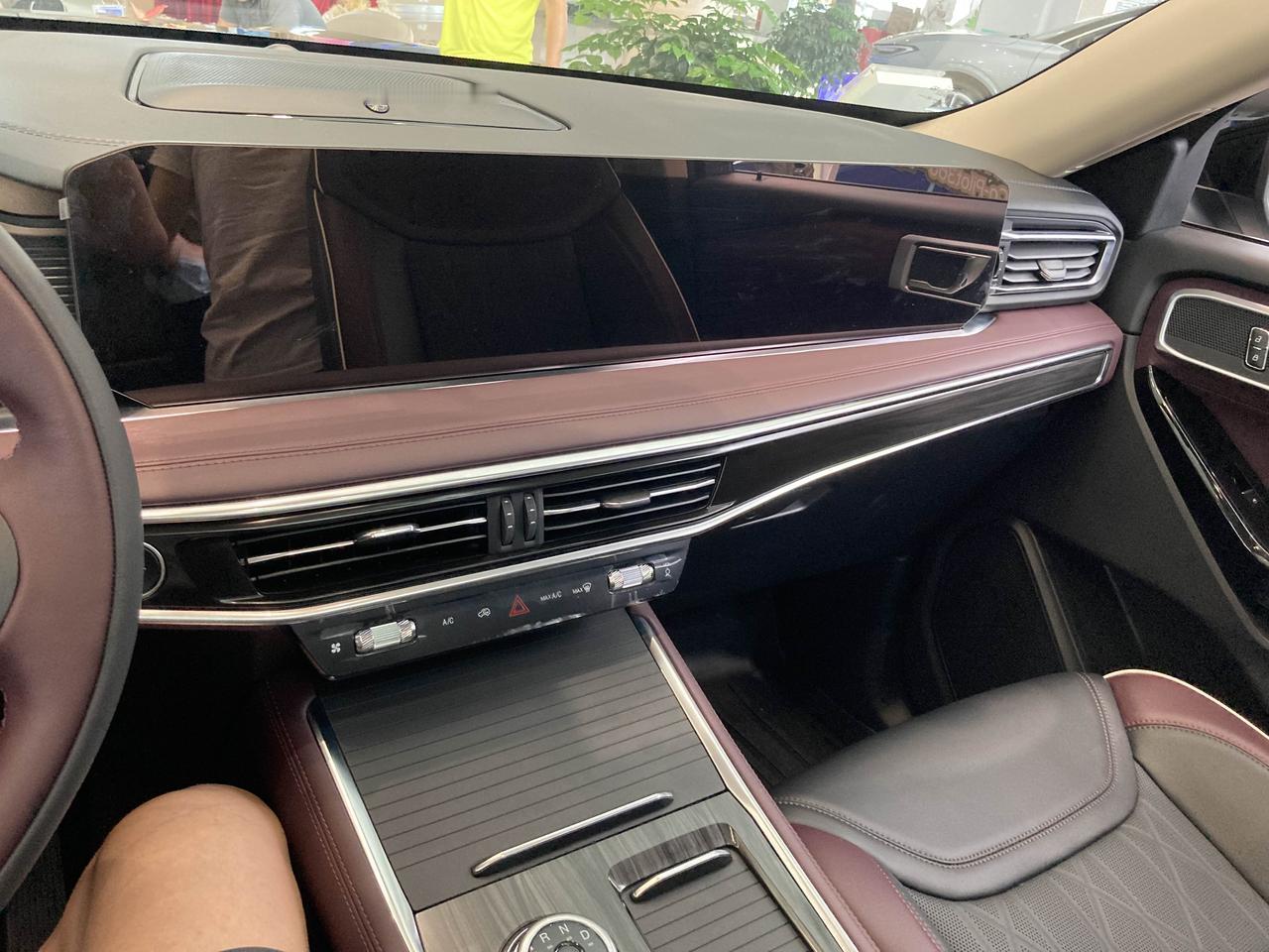 作为福特翼虎八年的车主，来聊一聊福特这个品牌如何？福特这个车其实优缺点非常的