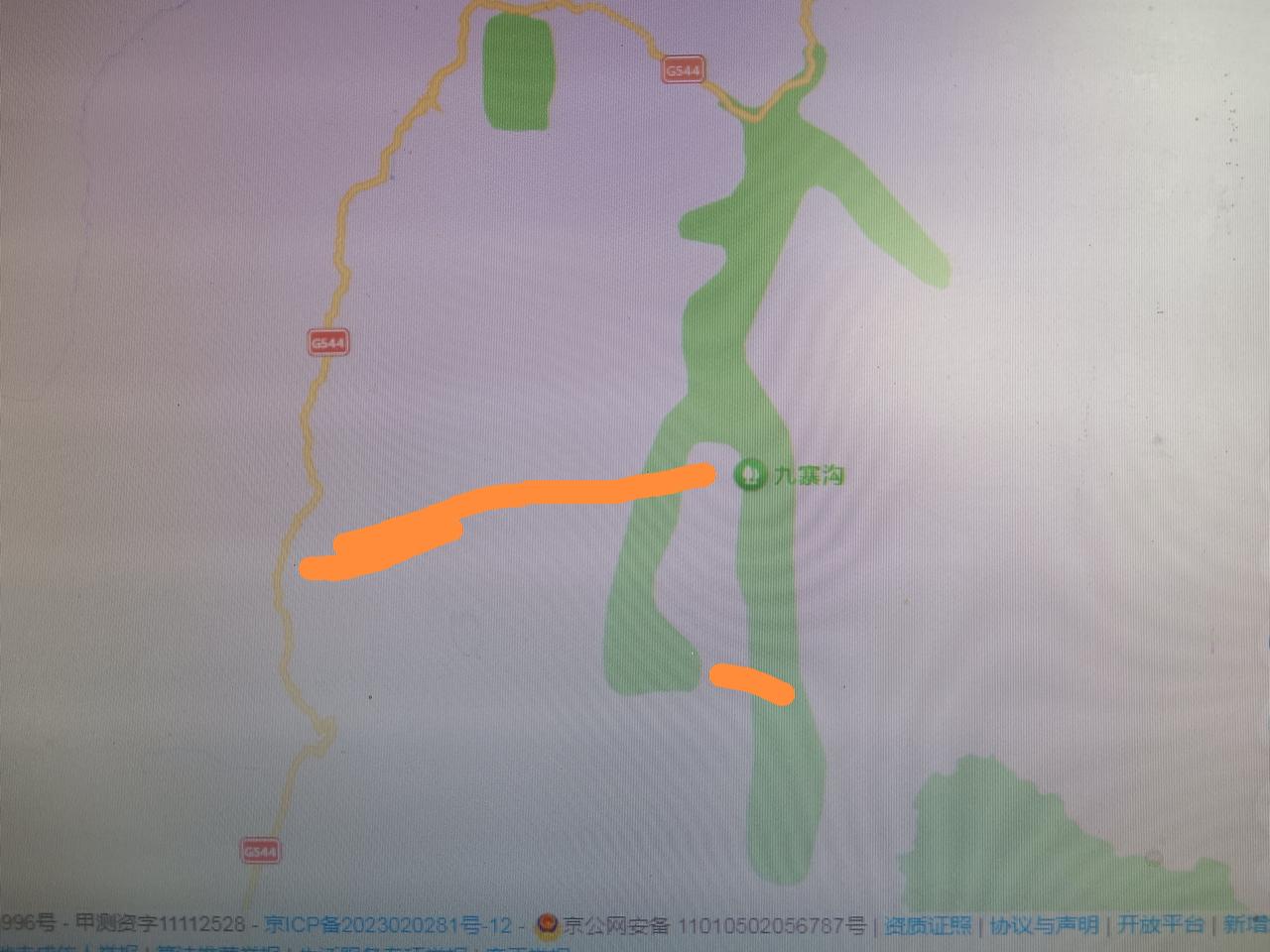 九寨沟可以说是中国现在最火的景区之一，可由于路途远，以及丫子行沟来回跑辛苦，其实