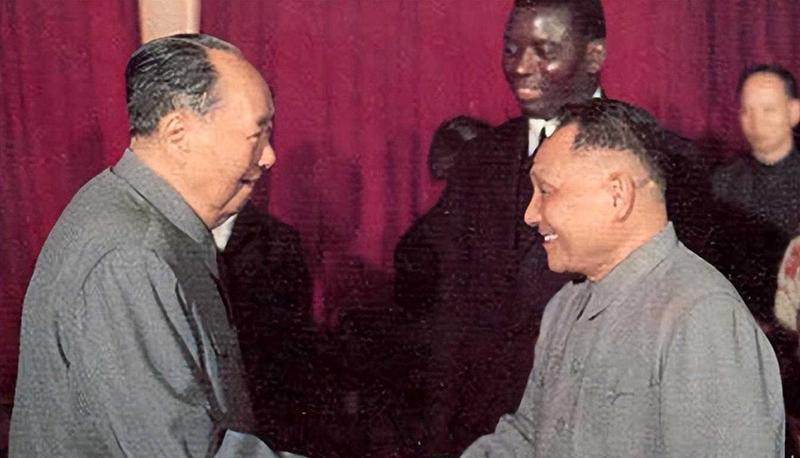 “如果我死后，中国会变成什么样子？”1973年，毛主席问出了这句话，邓小平思考后