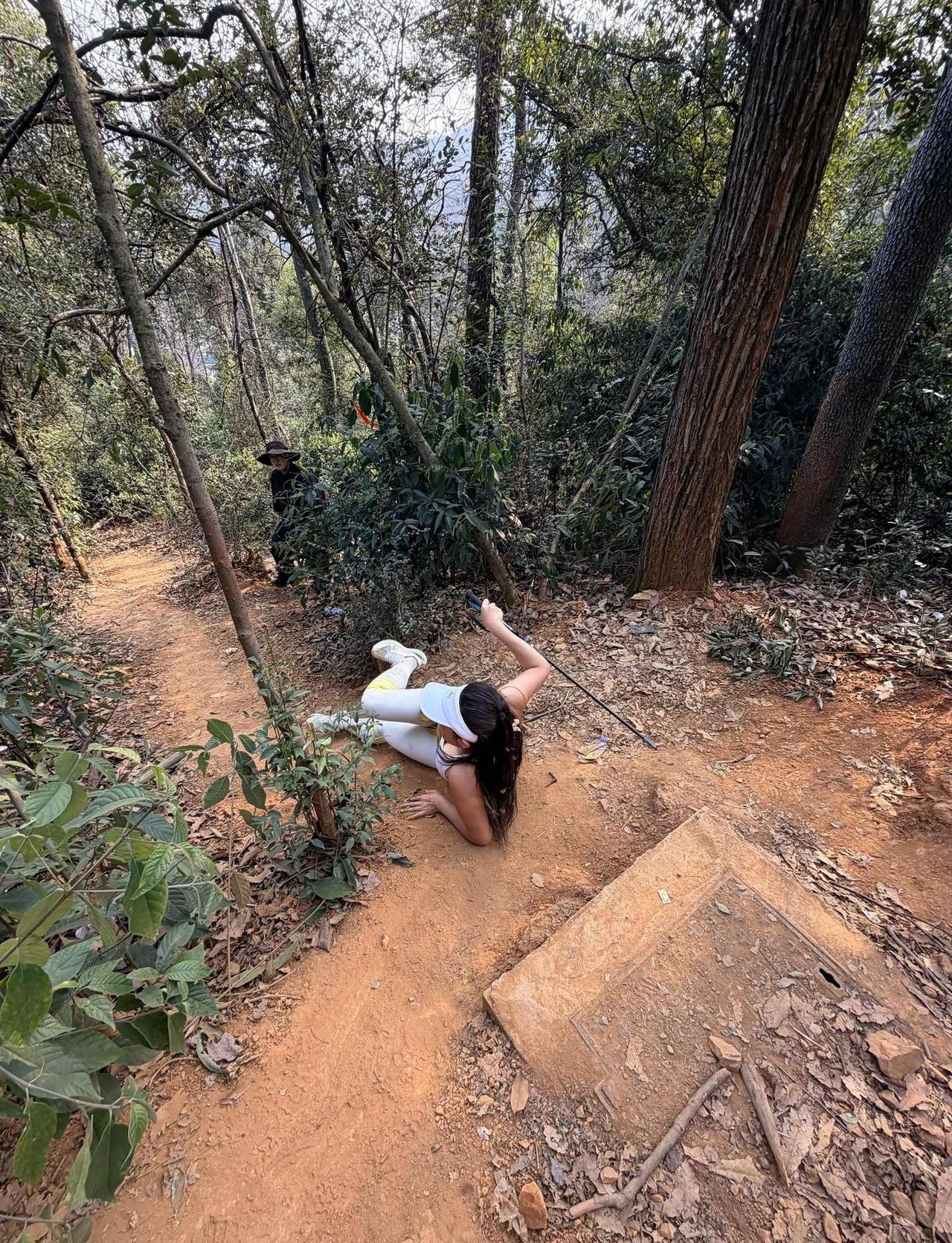大自然的风景户外徒步爬山推荐户外登山这才是真正的爬山