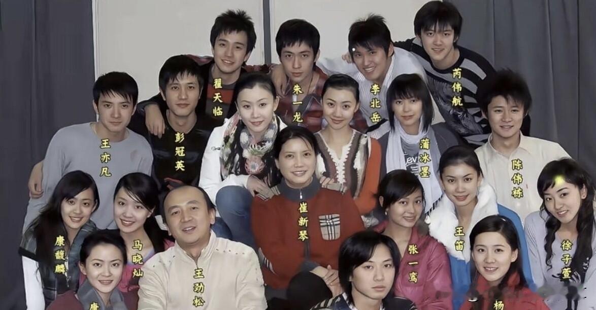 翟天临竟然是北京电影学院06级班上最帅的一个男生，怎么这么多年过去了，他还没有