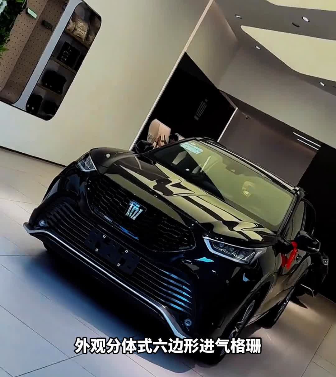2024款皇冠陆放。全新皇冠陆放最新落地价，参考未来的陆放车主，个人推荐你选