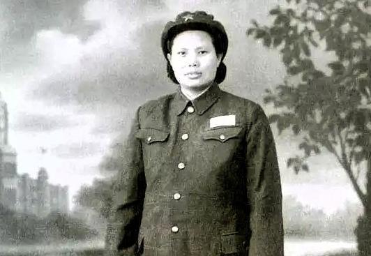 51年洪学智妻子寻女无果，之后来到老乡家里歇脚时，在不经意的交谈间，妇人突然惊呼