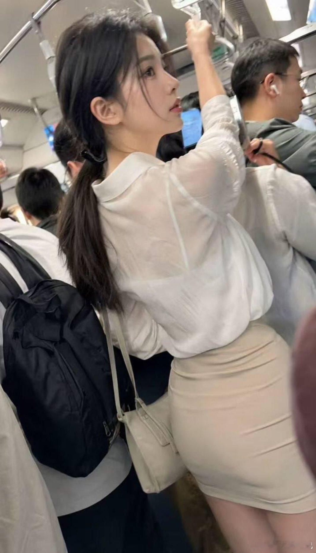 没事可以多去坐坐地铁