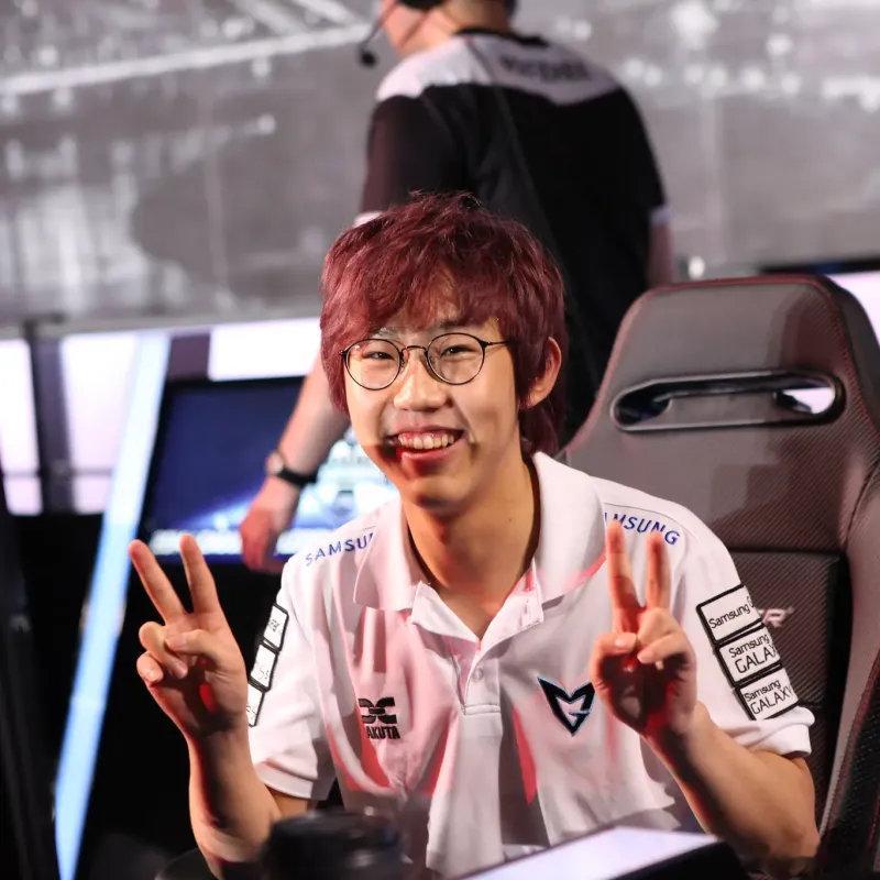 如果退役传奇选手今日回归，你最想见到谁？把uzi厂长五五开宣告这些都请出来看乐子