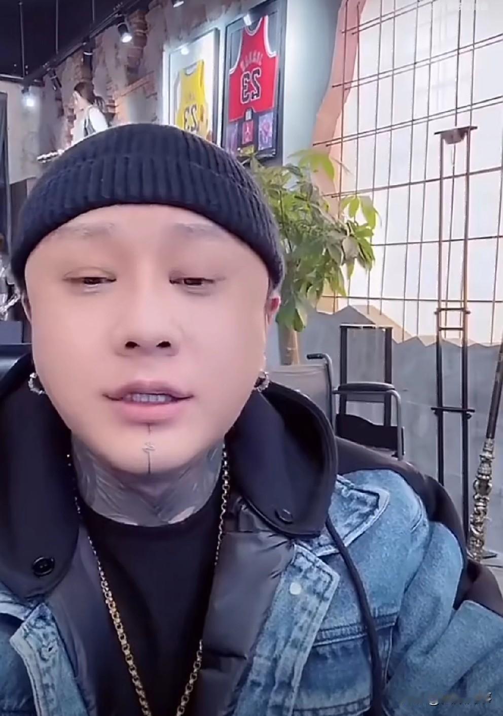 方丈喊话818以后不帮你们顶了，贴着钱，挨着你们骂！方