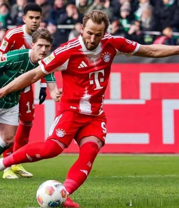 拜仁慕尼黑最大的智慧，就是从托特纳姆买了凯恩！凯恩也真的是一分钱一分货！在多特蒙