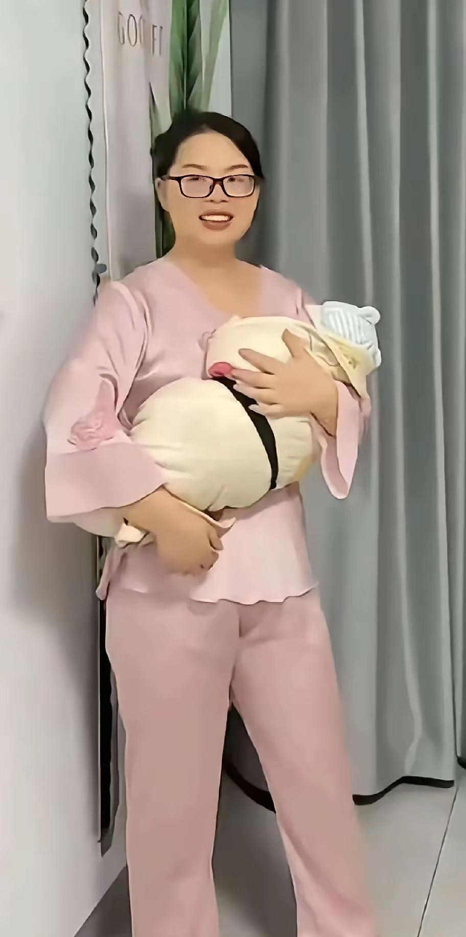 一位女子结婚后不久，丈夫工伤意外去世了，公司赔偿了140万元。这笔巨款像一