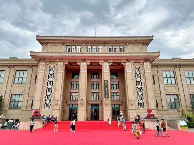 3月12日，国家自然博物馆新馆主体工程在北京丰台大红门正式开工。新馆总建筑面积1