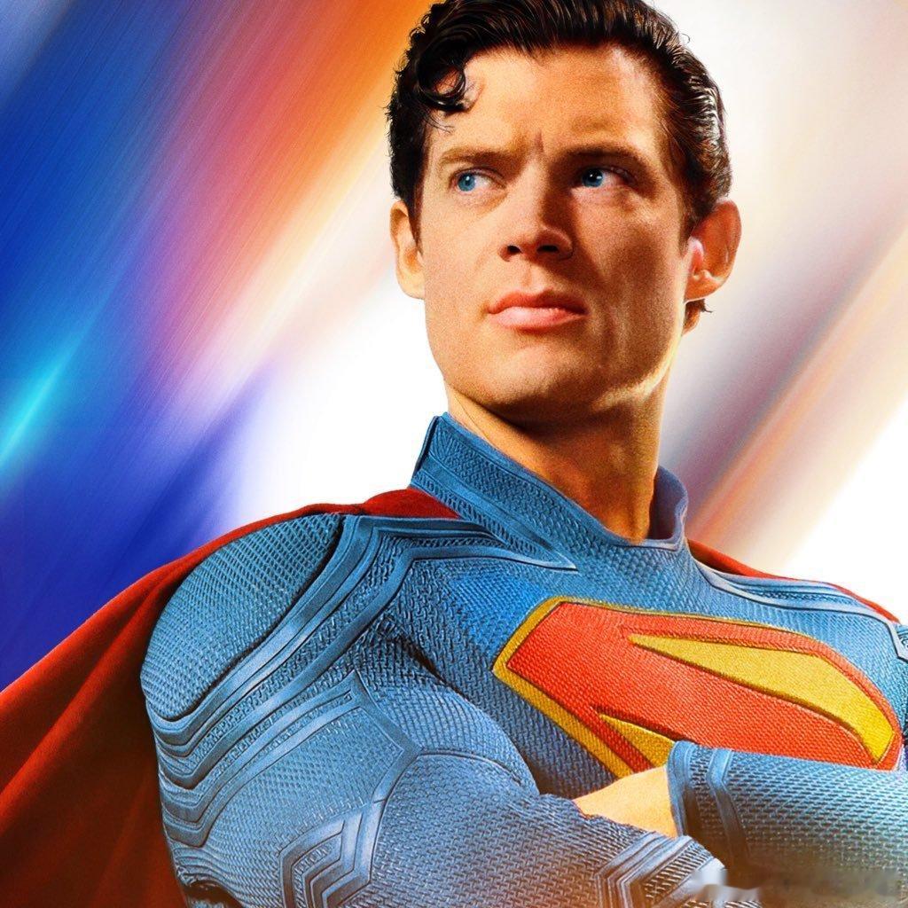 来自《福布斯》的报道：2025年新版的《超人》是过去8年来DC宇宙最赚钱的电影。