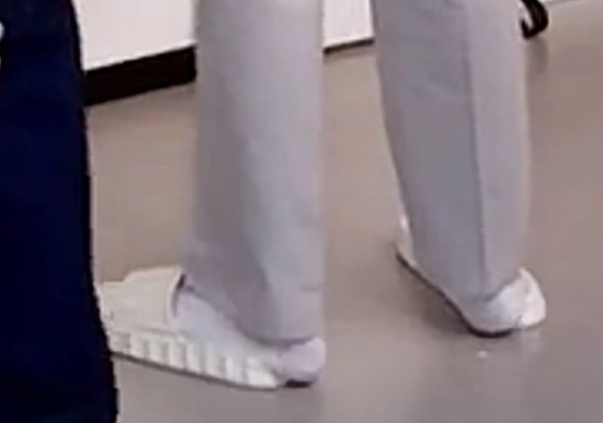 这鞋子穿的还合脚吗