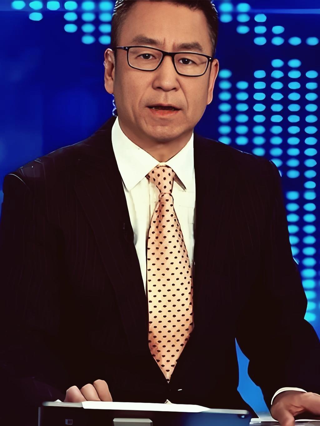 对于白岩松力挺张水华的举动，我只能说不在其位不谋其政，不了解医护岗位的辛苦为什么