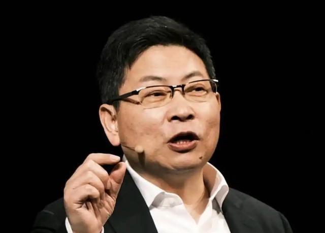 为什么国产手机越来越贵？原因很简单：没有自主研发的技术。过去很多消费者认为，国