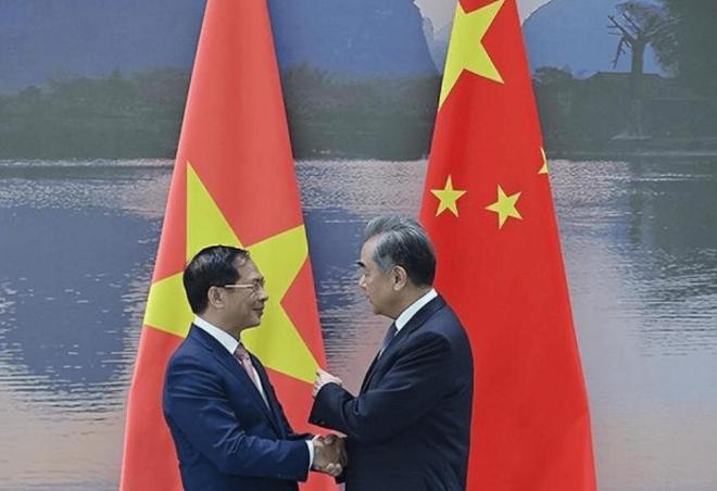 越南就台海问题直接给日本首相高市早苗泼了盆冷水，12月7日，越南在外交场合明明白