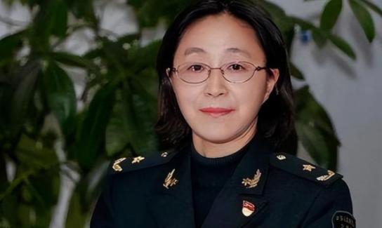 1987年，祝学军在研发东风—17时，发现导弹在飞行中，极易遭到外部干扰，所有人