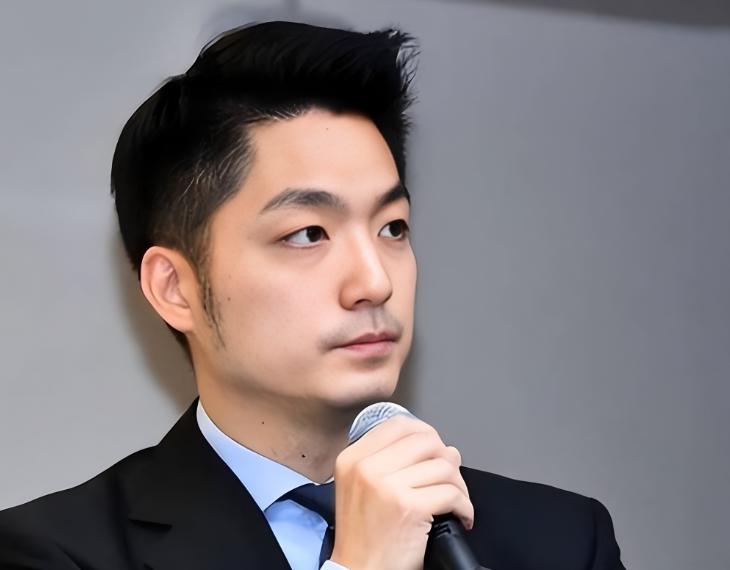 台湾已故军方将领之子曝出重磅爆料！郭礼伯临终前亲口留下说法，章孝严是他的亲生儿子