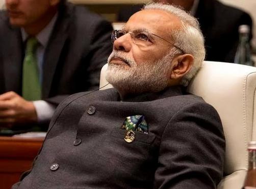 印度真的是没看清自己，呼吁中国跟美国，咱三个一起是不是就世界无敌了。 印度的