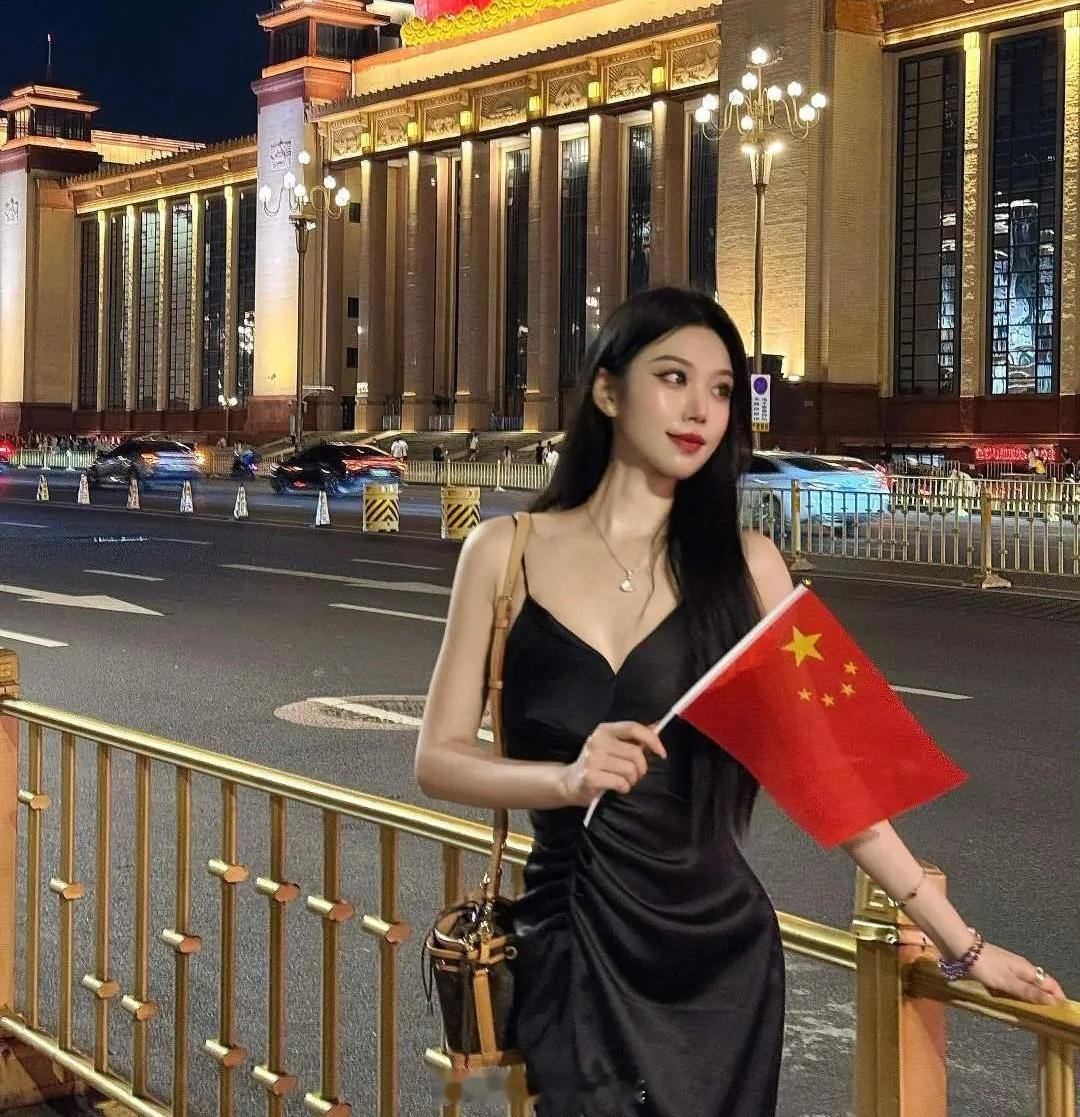 45分钟的女主挺漂亮的…​​​