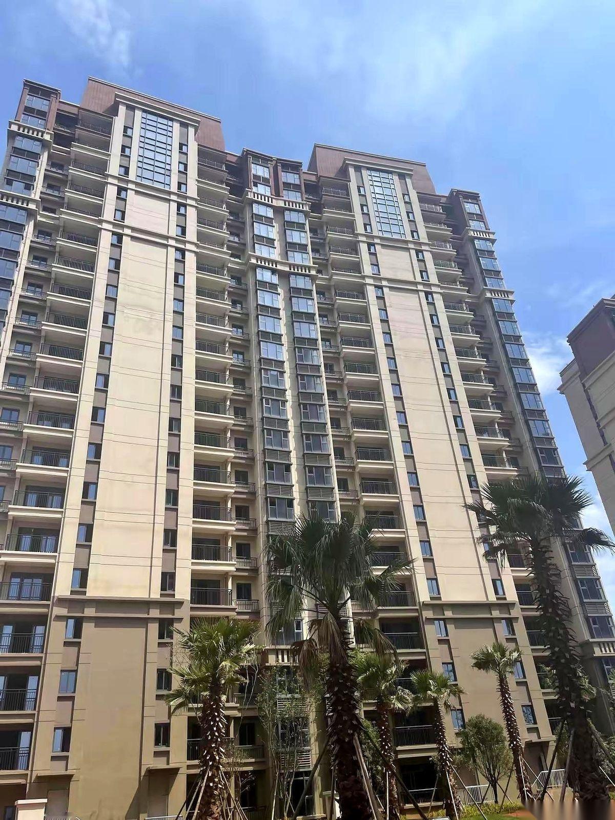 100多万。就这么没了。一个普通家庭，不吃不喝十几年，可能也就攒下这么多。我