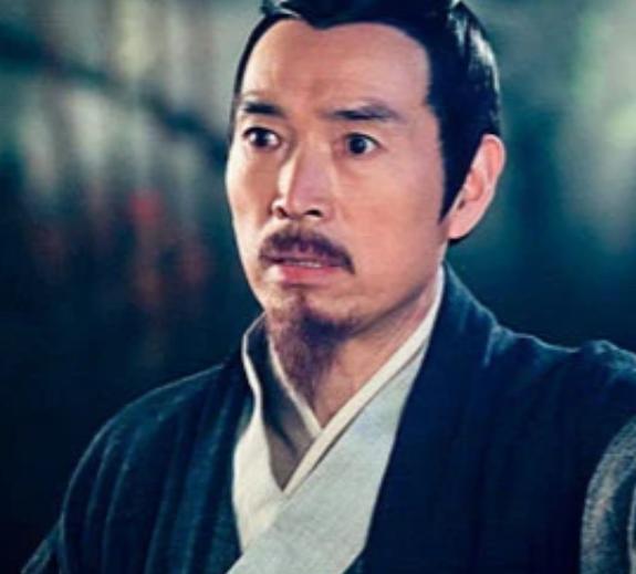 公元前155年，汉景帝宴请弟弟梁王刘武。席间，汉景帝告诉刘武：“等我死后，这皇位