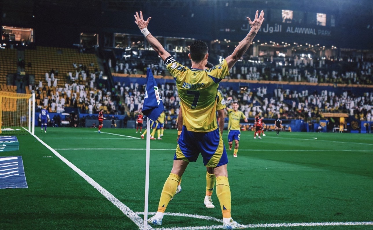 沙媒：C罗回归利雅得胜利训练亚冠出战待定据沙特权威媒体《体育报》2月8日最新消