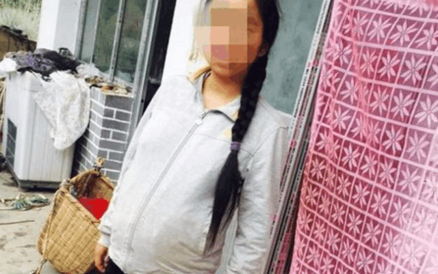 孕妈老公家族四代相传, 为他生下儿子, 老公和婆婆抛下孩子走了