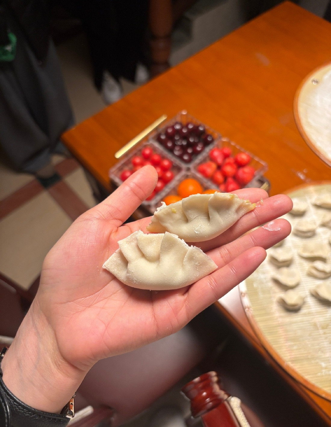 张婧仪你包的饺子好标准呀🥟，是什么馅的呀