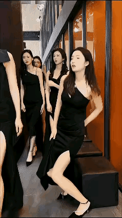 车模就位，准备上场