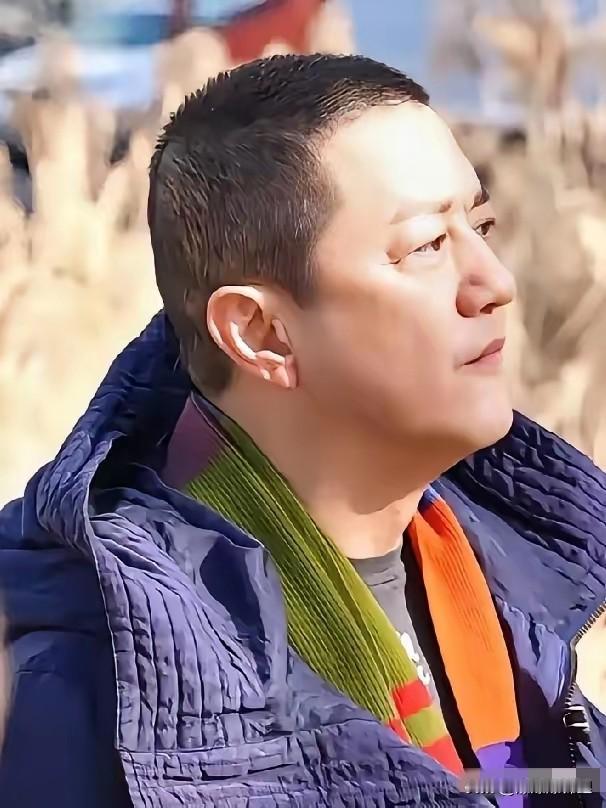 说实话，以前刷到李亚鹏扯着嗓子喊节气，我反手就是一个“不感兴趣”。心里忍不住